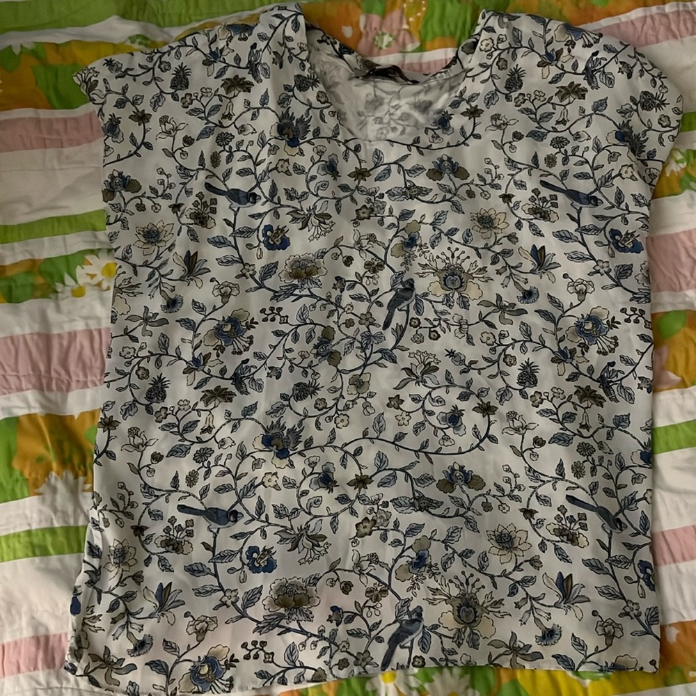 Blue and white bird print blouse